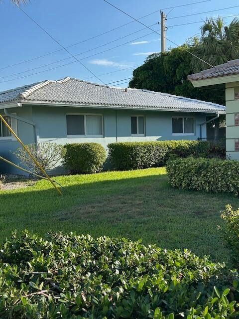 Building Photo - 3799 NE 6th Dr