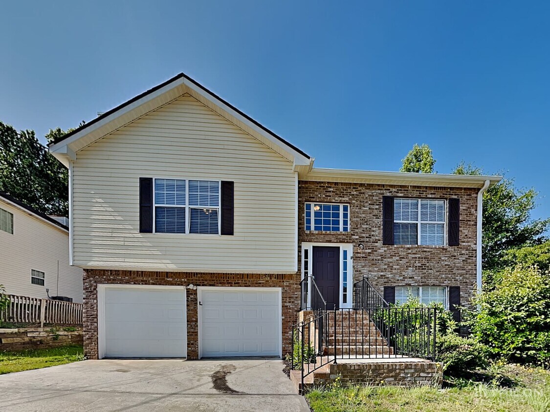 7057 Fruitwood Court Lithonia GA House for Rent in Lithonia, GA