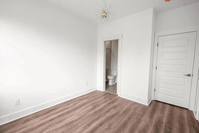 Foto del edificio - 4318 Woods St