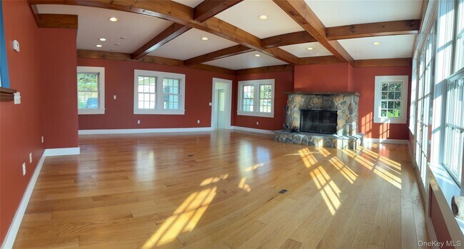 Foto del edificio - 886 NY-199