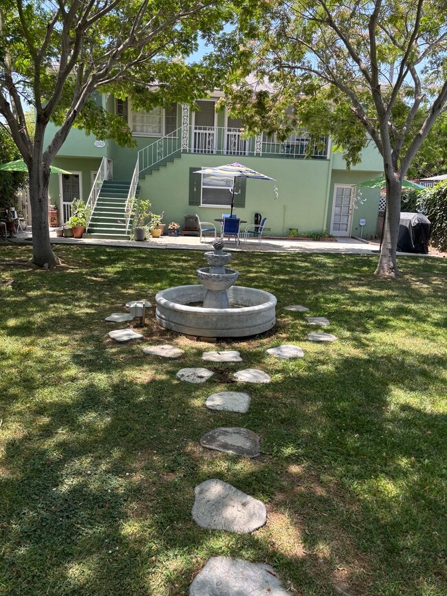Building Photo - 3547 Gundry Ave