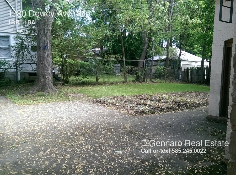 Foto del edificio - 1380 Dewey Ave