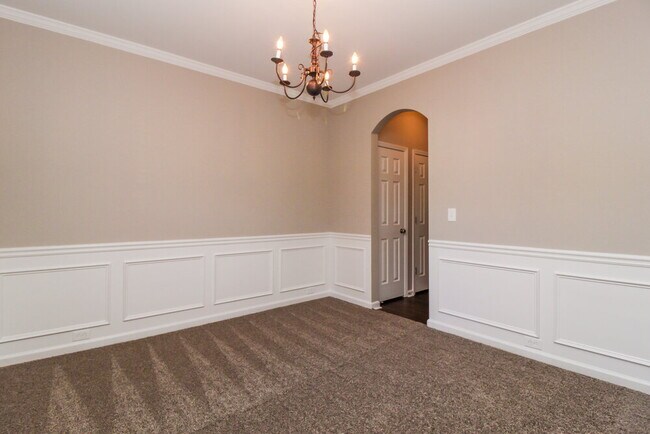 Foto del edificio - 5005 Amethyst Dr