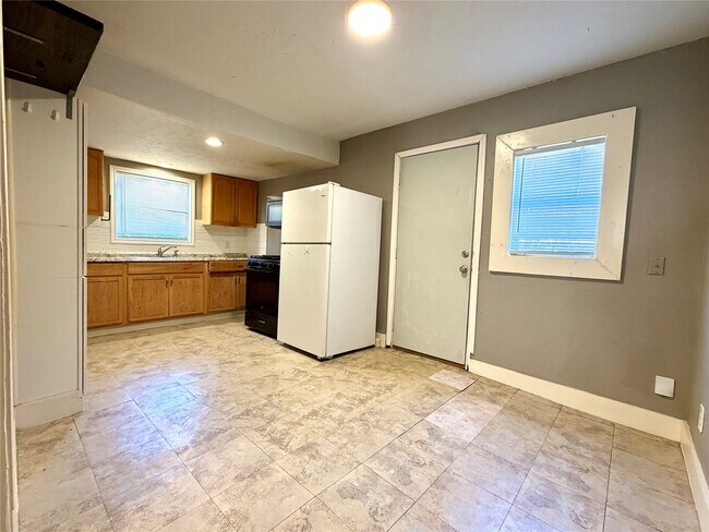 Foto del edificio - 4727 Eppes St