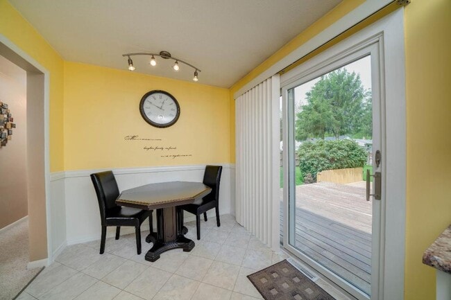 Building Photo - Three Bedroom Home in the Heart of Portage