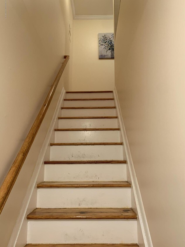 248 Albourne Ave, Staten Island, NY 10309 Apartment for Rent in