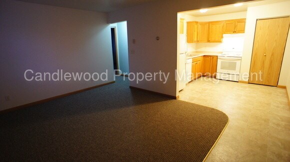 Foto del edificio - 3521 Jackson Ave