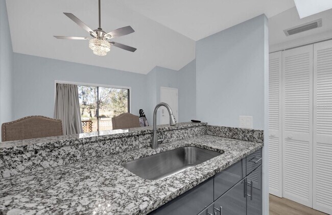 Building Photo - 321 Bobby Jones Rd