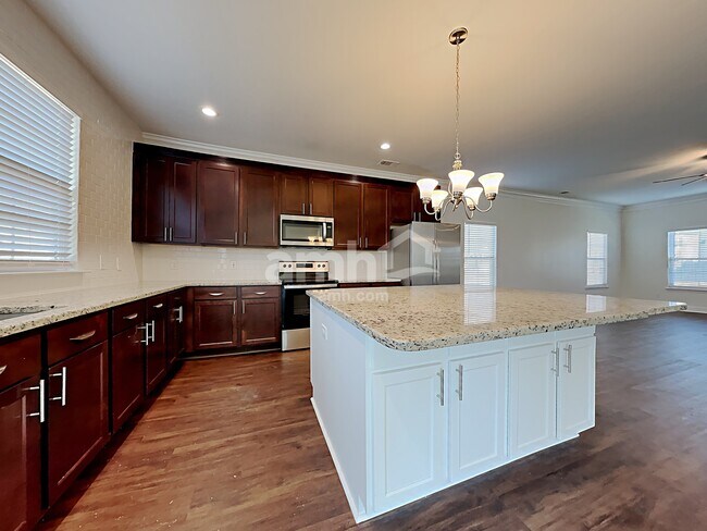 Foto del edificio - 210 Smoke Rise Rd