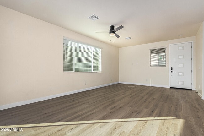 Building Photo - 133 W Latona Rd