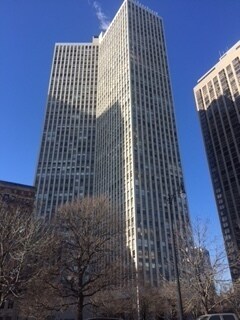 Foto principal - 2626 N Lakeview Ave