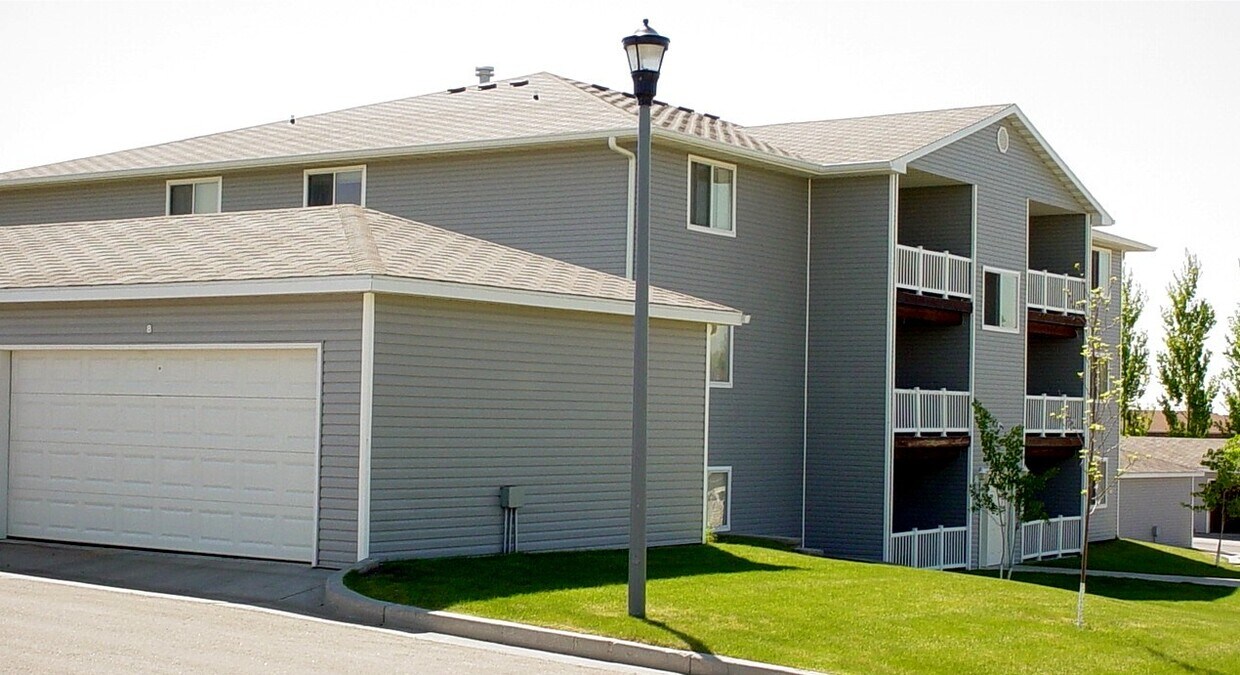Terrace Pointe Apartments Bismarck, ND