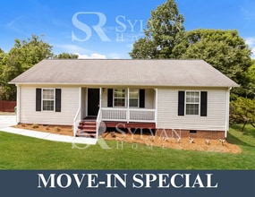 Building Photo - 508 3 Oaks Dr