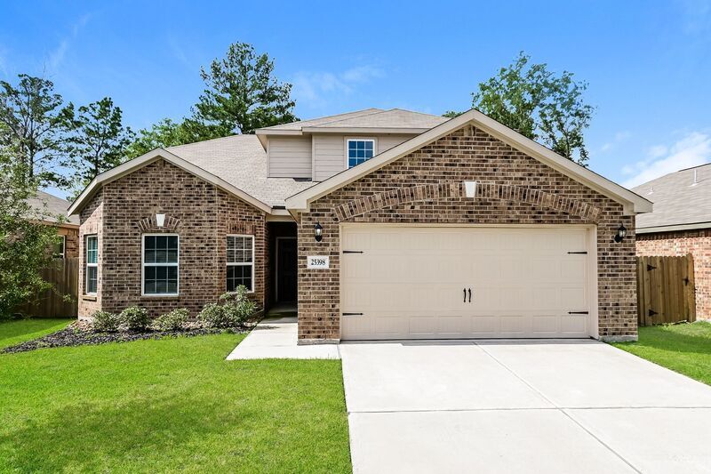 Foto principal - 25398 Cypress Bend Dr