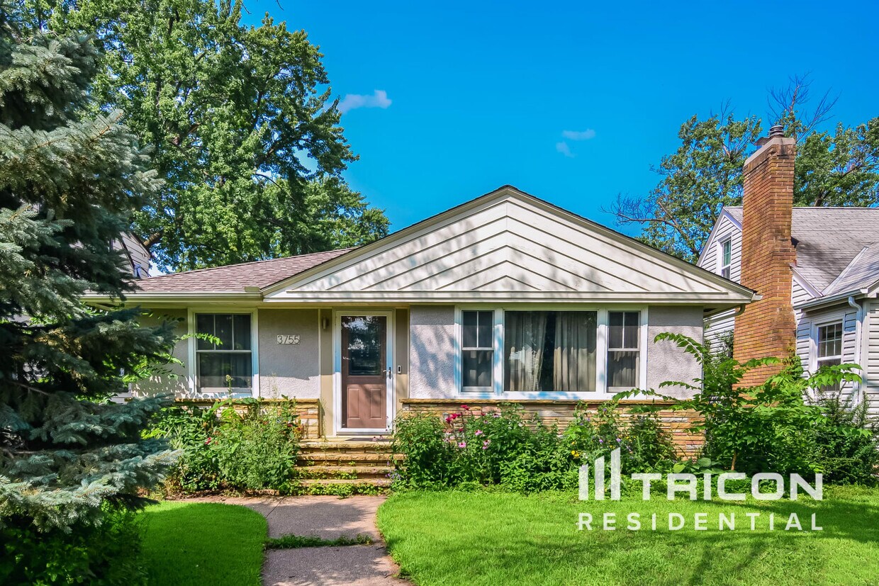 Foto principal - 3755 Major Ave N
