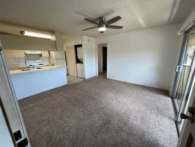 Foto del edificio - Ihona (Waipahu/Waipio) - Upstairs 1 Bedroo...