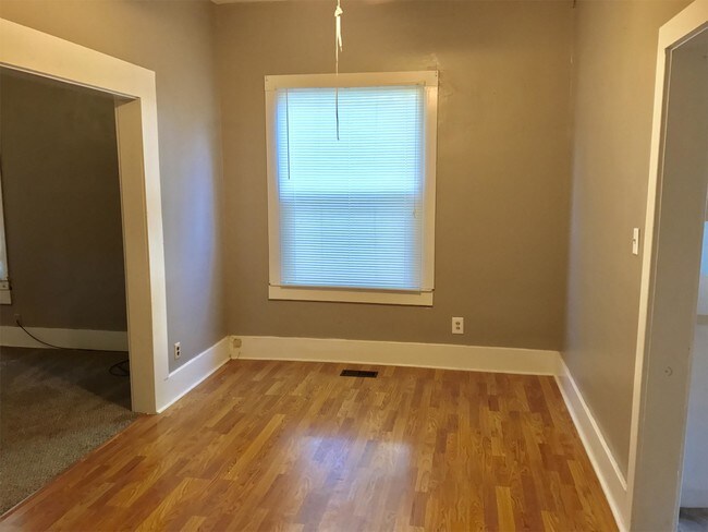 Building Photo - 117 N Sedgwick St