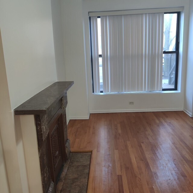 Foto del edificio - 619 S Loomis St