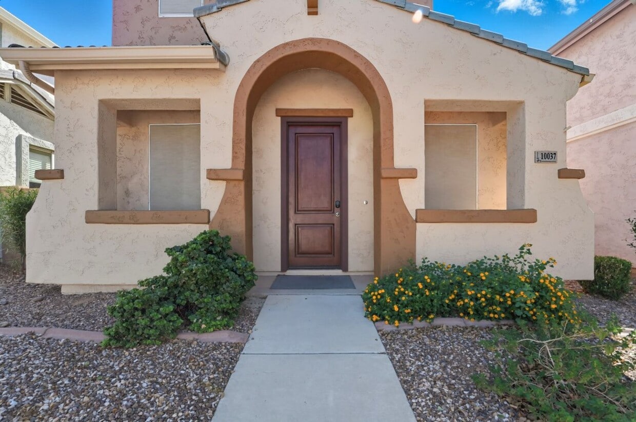 Foto principal - Stunning 3-bedroom, 2.5-bathroom home in t...