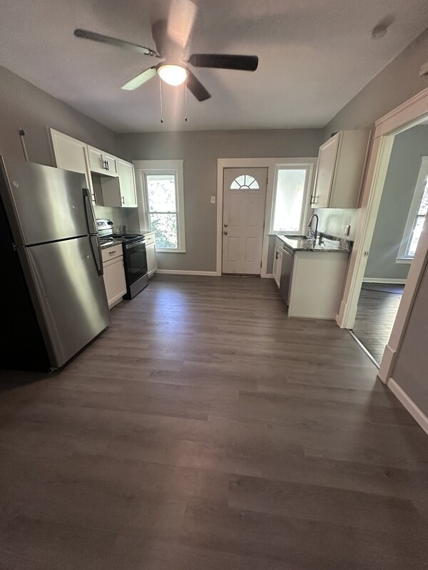 339 Northfield Rd Bedford, OH 44146 – photo 1 of 19
