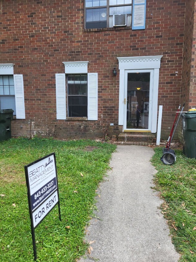 156 Rahway Rd Unit 12, Goose Creek, SC 29445 Room for Rent in Goose