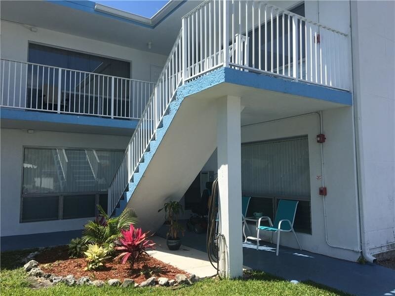 Foto principal - 3212 NE 7th Pl