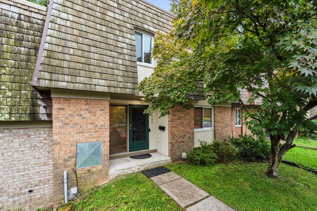 Photo - 19407 Battleridge Way Townhome