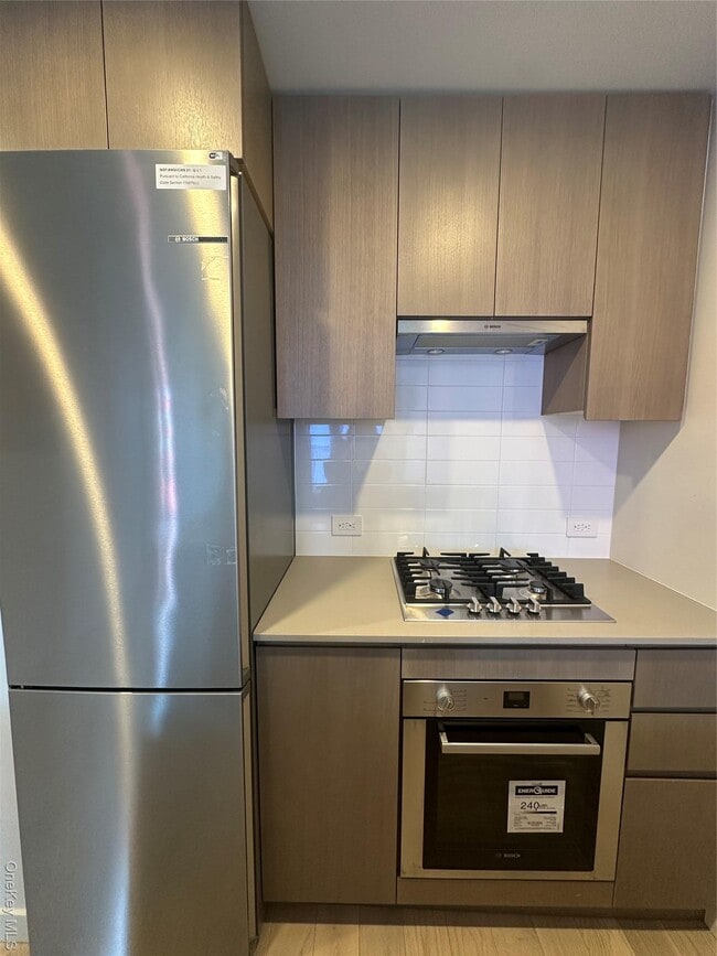 Building Photo - 131-02B 40th Rd