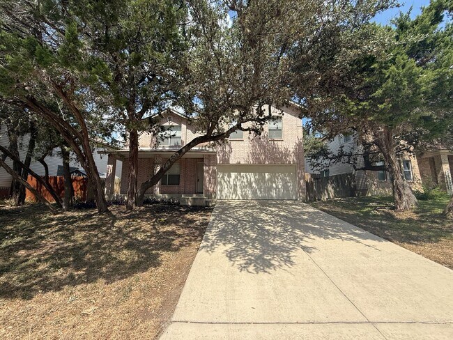 4bd 2.5ba in Prime Location - 4bd 2.5ba in Prime Location House