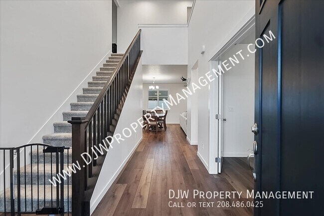 Foto del edificio - 14588 Cooper Sunrise Dr