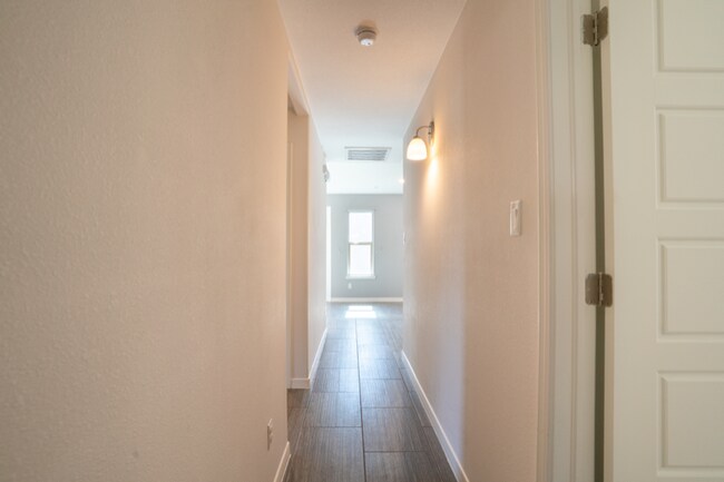 Building Photo - 14924 Boer Trail
