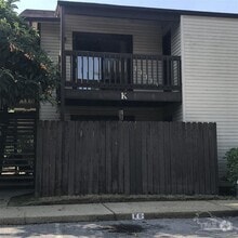 Building Photo - 2201 Scenic Hwy