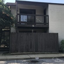 Building Photo - 2201 Scenic Hwy