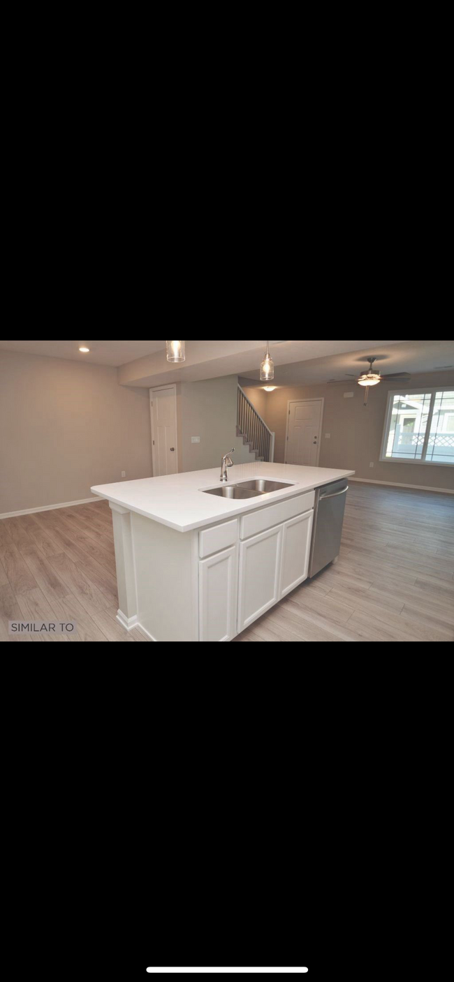 Foto del edificio - 5701 NE Dawson Ln