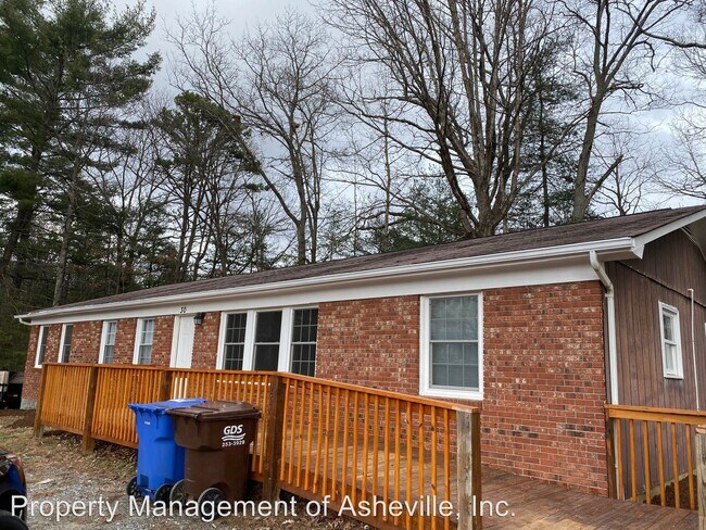 Foto del edificio - 5 br, 2.5 bath House - 30 Bradley Branch Rd