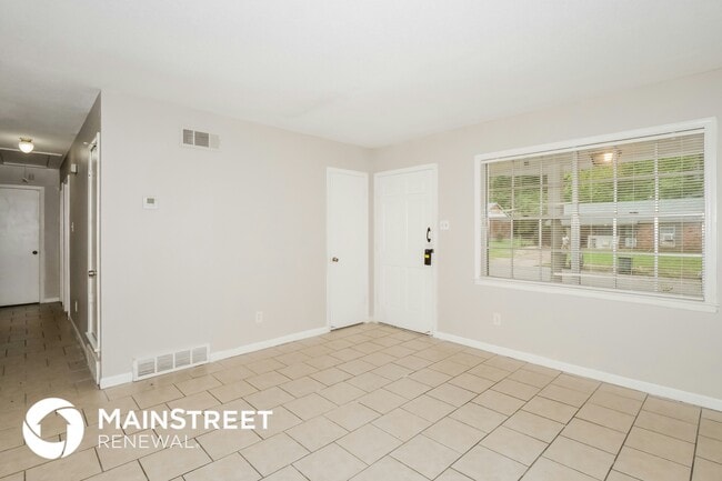 Building Photo - 2740 Dalewood Ave