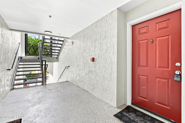 Foto del edificio - 3591 Kernan Blvd S