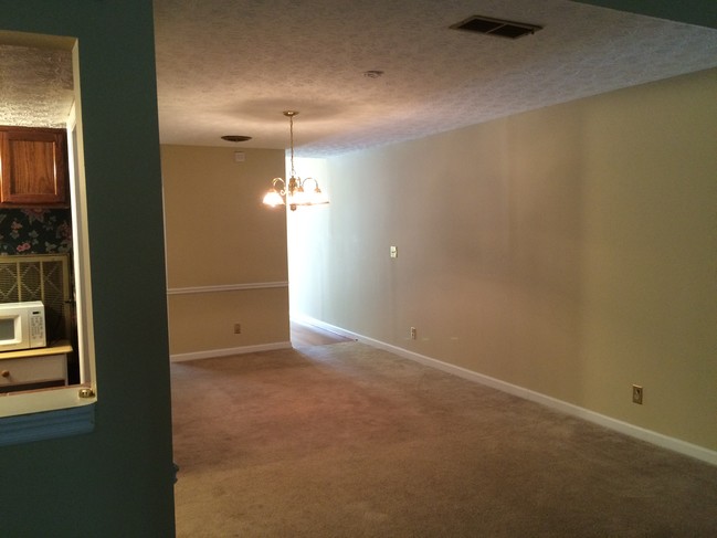 Building Photo - 4234 Stillwater Dr