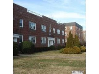 Primary Photo - 220 Central Ave