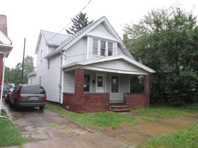 Building Photo - 706 Chicago St