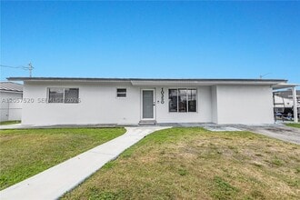 Building Photo - 10350 SW 48th St