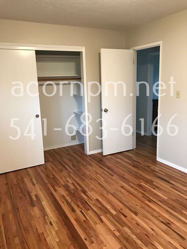 9149 NE Glisan St, Portland, OR 97220 House Rental in Portland, OR