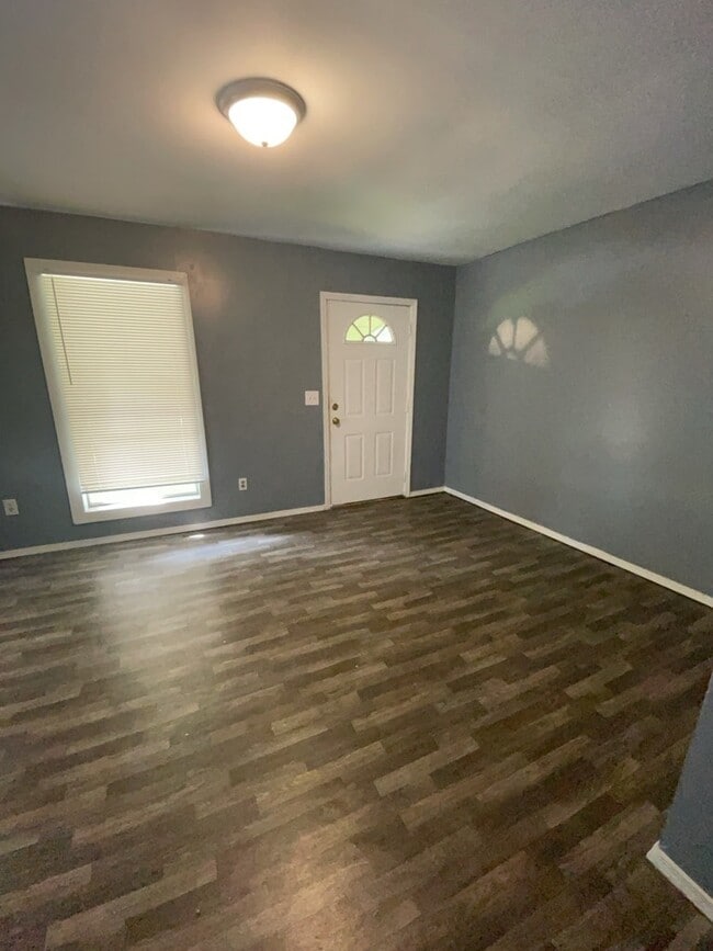 Photo - 310 Creston Ave House