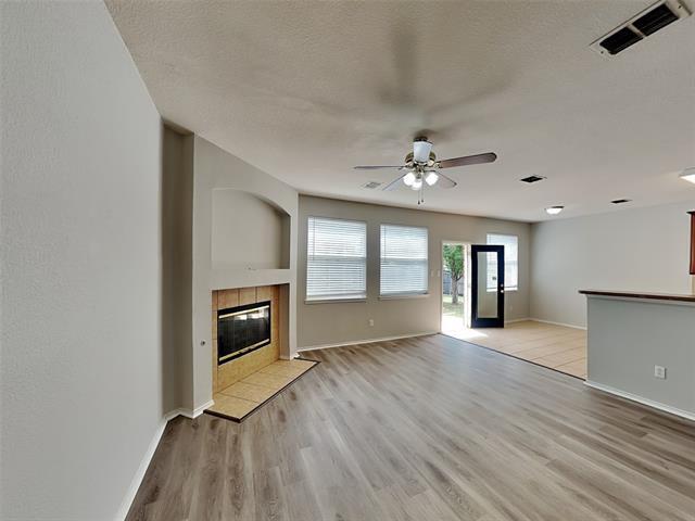 Building Photo - 8209 Swan Park Dr