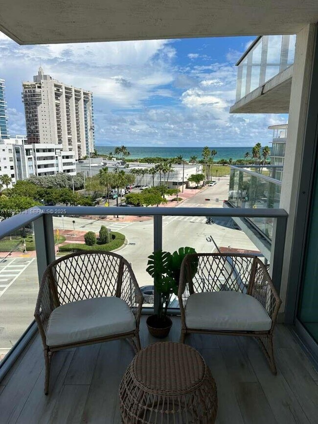 Foto del edificio - 6620 Indian Creek Dr