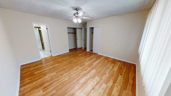 Building Photo - 621 S. Osage