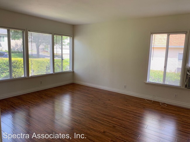 Foto del edificio - 3214-3216 Mary Ann St