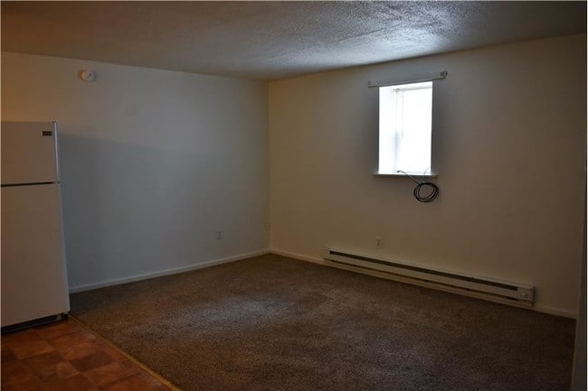 Building Photo - 183 Woodmont Ave