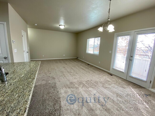 Building Photo - 28 Autumn Station Way