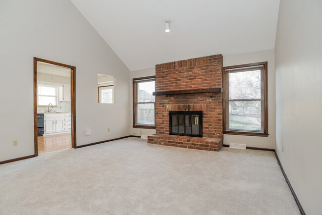 Building Photo - 16403 W 139th St